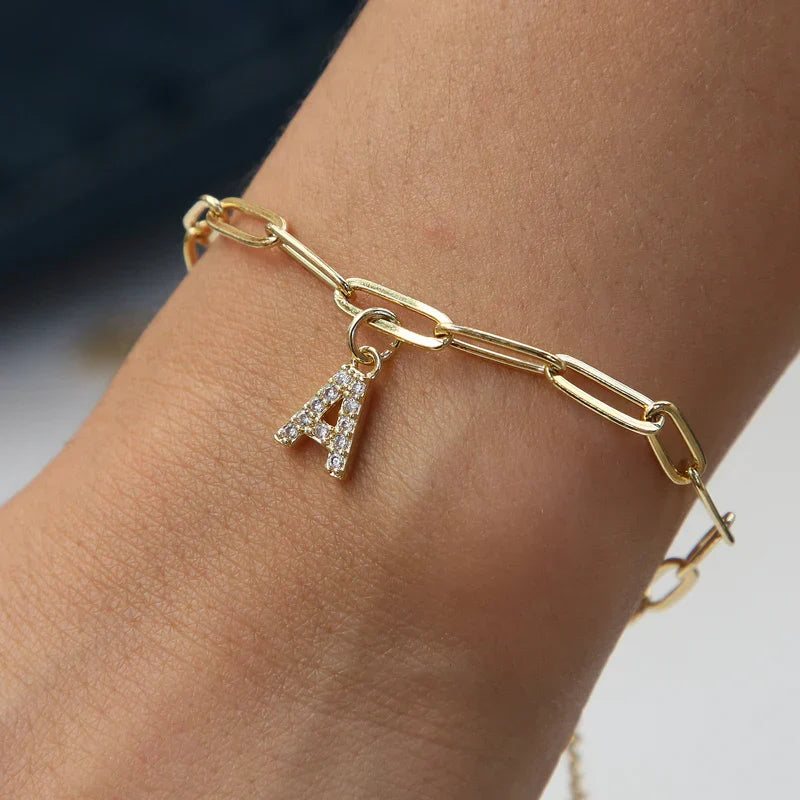 Bracciale con lettera minimalista | Oro