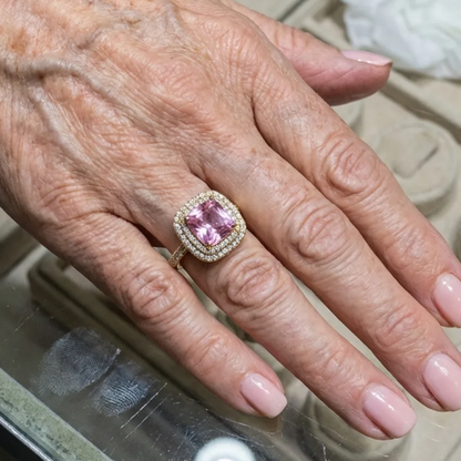 Anello con zaffiro rosa taglio cuscino | Oro rosa
