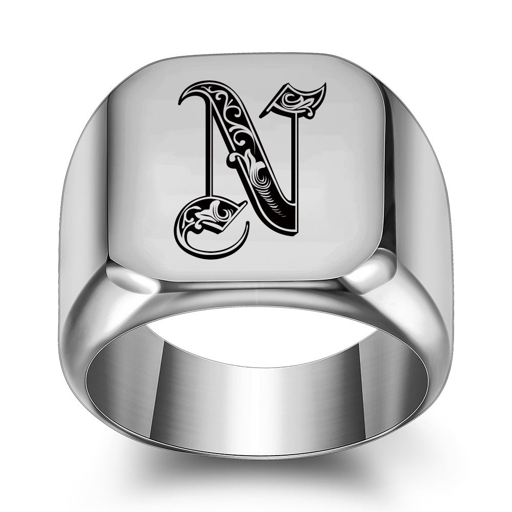 Anello con Iniziale Classic Noble | Oro Bianco