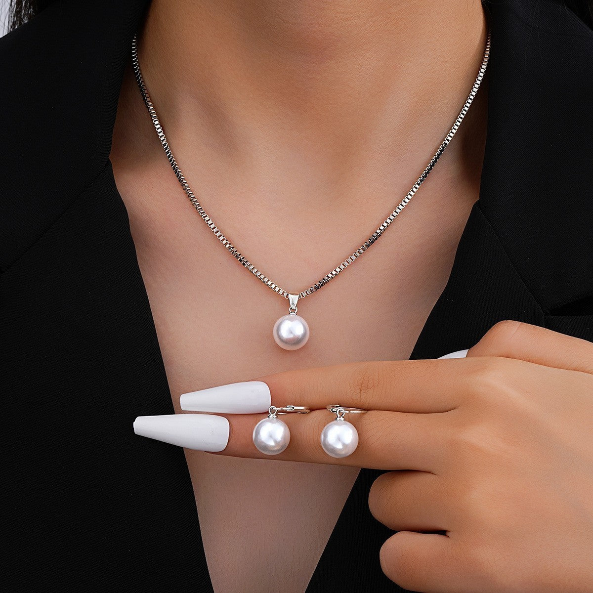 Set di gioielli con perle Golden Grace | Oro bianco