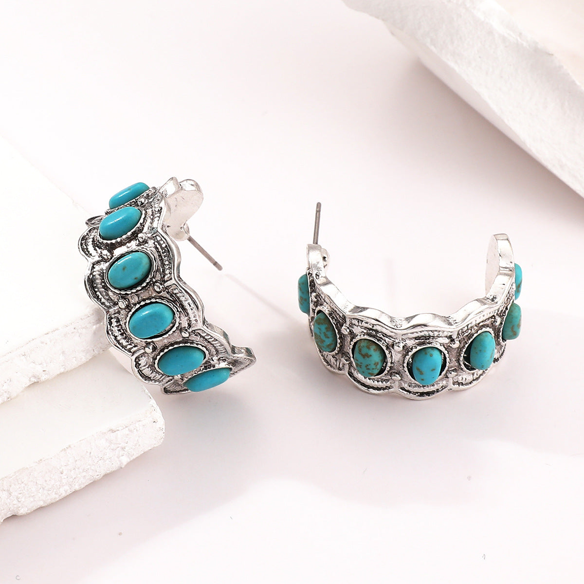 Azurella Shoreline Earrings | White Gold
