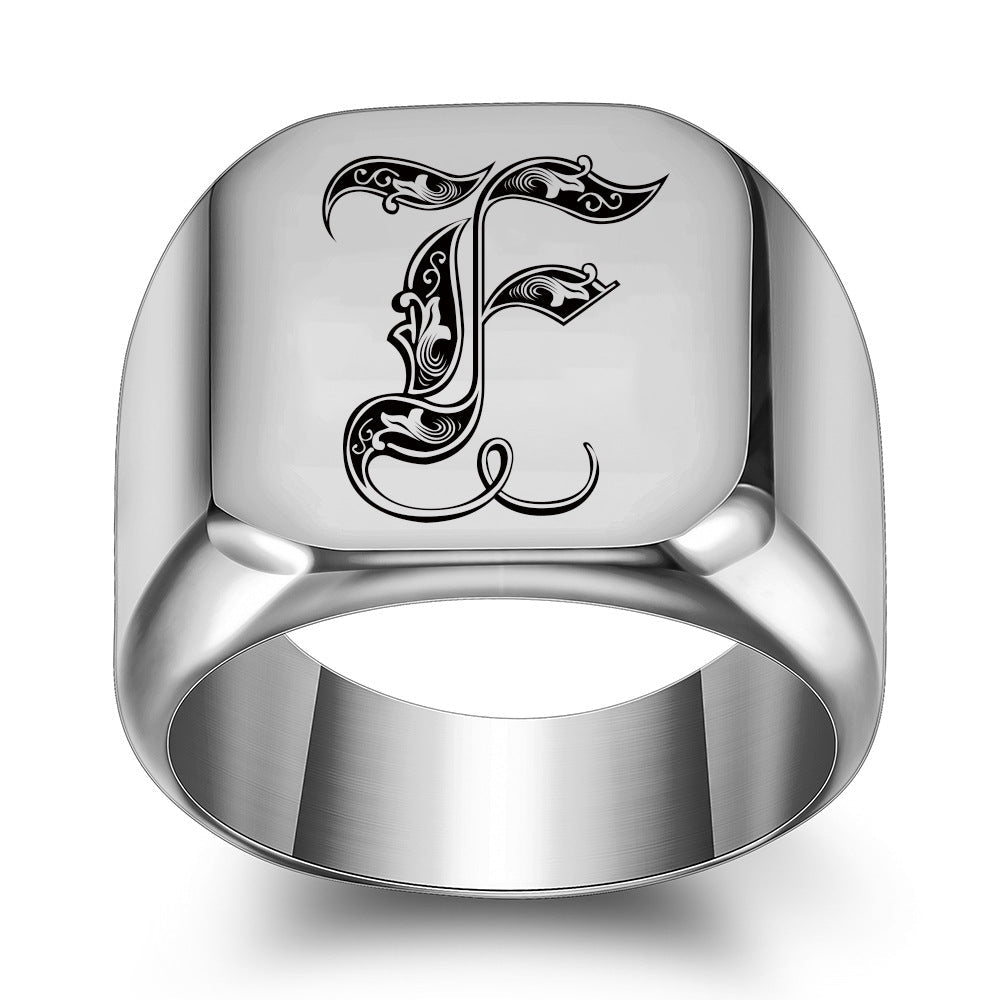 Anello con Iniziale Classic Noble | Oro Bianco